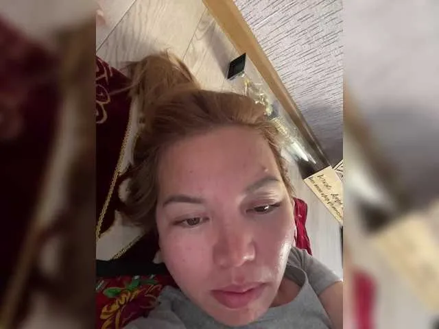 LynnMonica on BongaCams