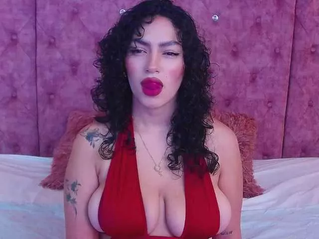 MaddisonBelucci on BongaCams 