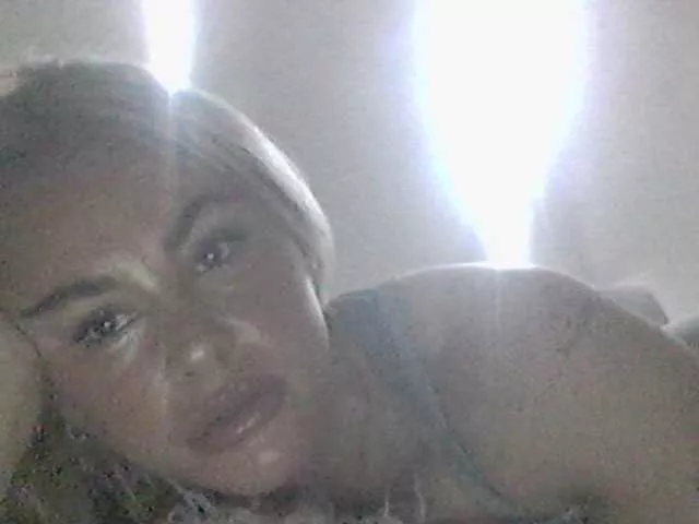 Millisa13 on BongaCams 