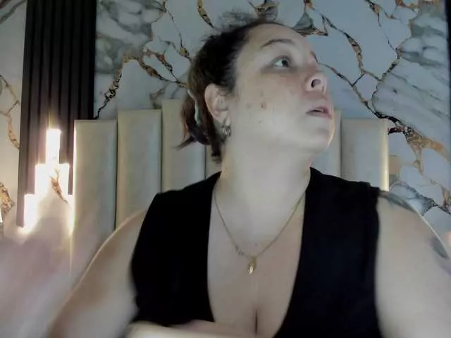mollieblue69 on BongaCams 