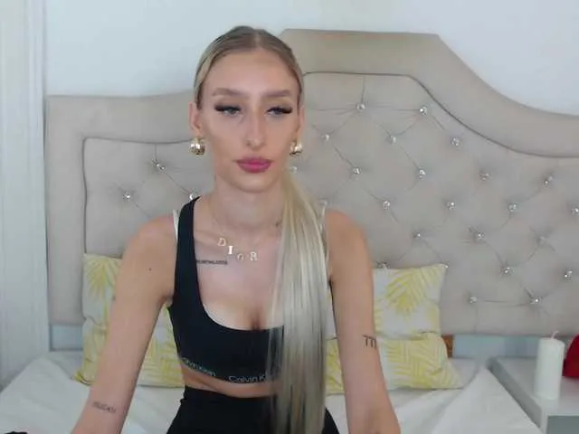 NatalieFlirt — I am turned on by BBC, I like watching scissoring, orgy and hentai. I dream of anal, but my ass is still too tight for that. Do you like feet? Come on! I am learning JOI. Masturbation is great although I am shy.