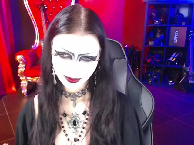 NaughtyAnna — I love trans ,guys with small cock ,absolute respect and submission to me