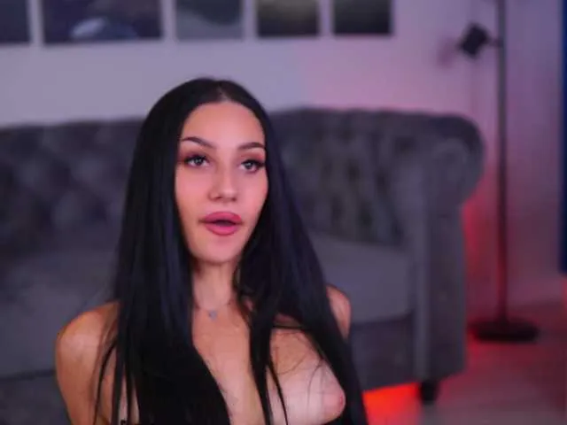 NinnaVoss on BongaCams 