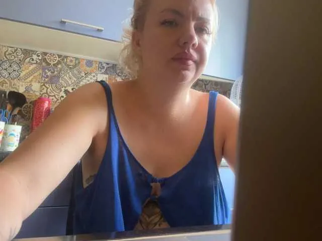 Oksana494 on BongaCams