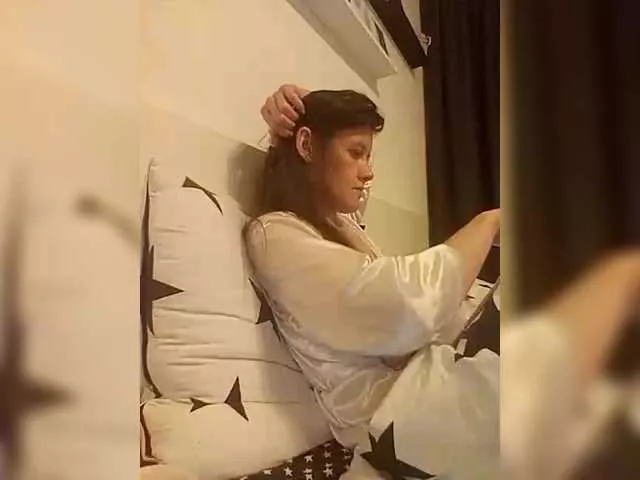 P-A-N-I-K-A on BongaCams 