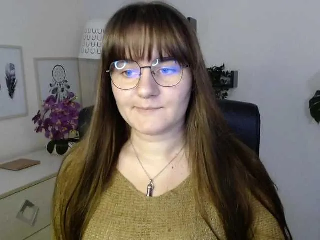 perfectJulie — I'm your favorite fantasy, live on cam, where things get steamy, spicy, and just a little twisted. I don't just play --- I perform. Every move is a brushstroke, every moan is a masterpiece. #denial #kinky #footfetish #joi #mistress #roleplay #sph #cbt...