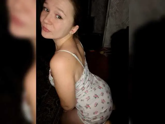 Ptashkaa — Passion, flirting, and bold fantasies. We love to play, tease, and ignite desire. Communication is just as arousing as touch. Private moments are special only for you. The more you give, the hotter we get.