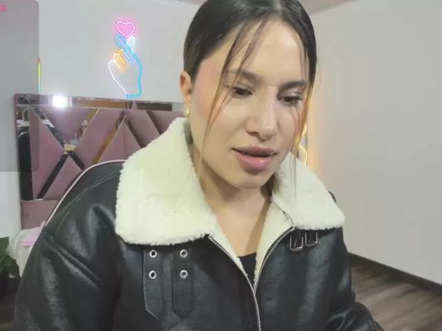 SAAYA-TAY on BongaCams 