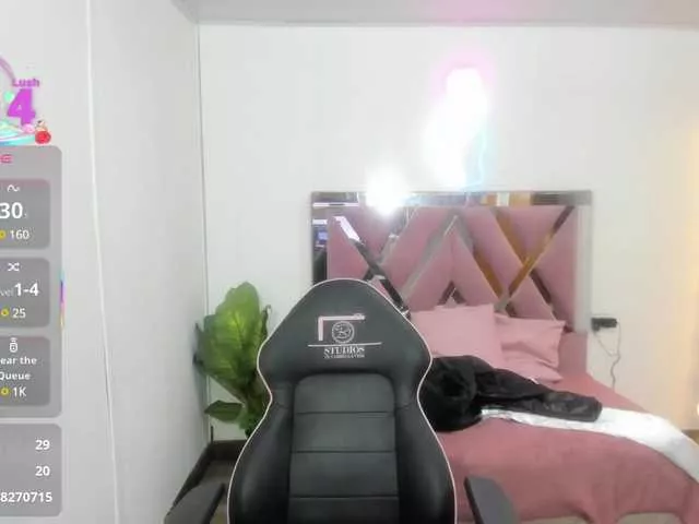SAAYA-TAY on BongaCams 