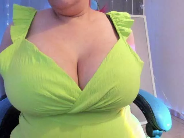 Sammy-owens on BongaCams 
