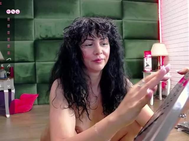 SelenSummer on BongaCams 