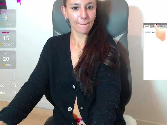 Offline siennads on BongaCams