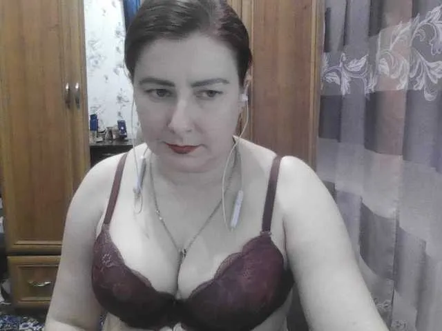 SophieNightAh on BongaCams