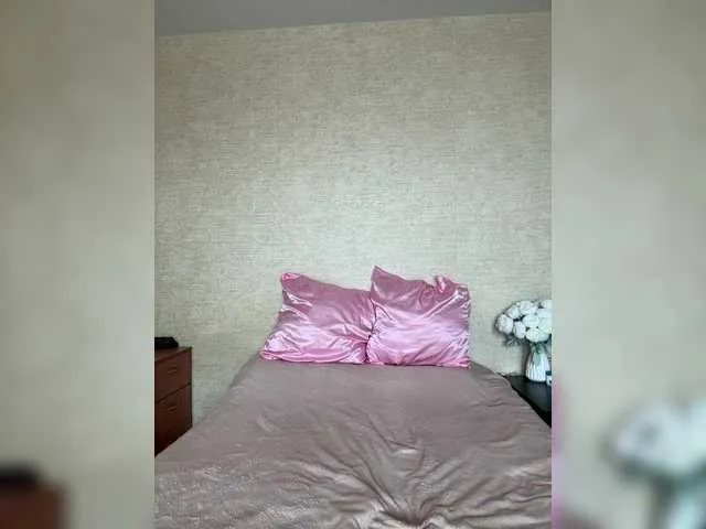Tati16 on BongaCams 