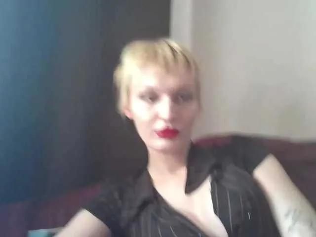 ThaliaWhisper on BongaCams