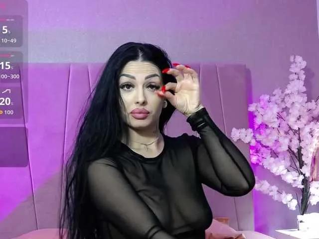 VictoriaBonie — A man who knows how to behave with a woman and makes her discover her body.