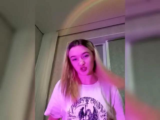 x-Michelle-x on BongaCams