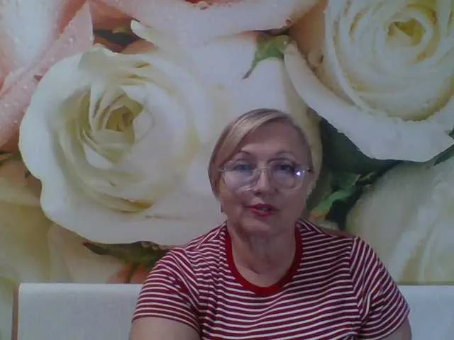 yakameliya on BongaCams