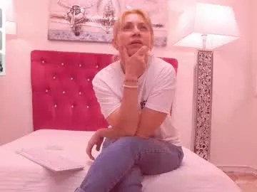 1amanda on Chaturbate 