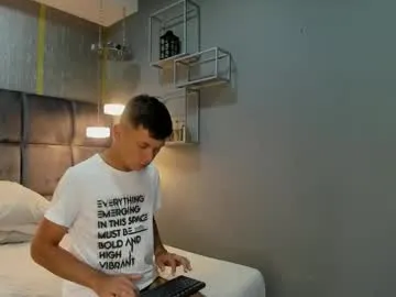 adammatt_ on Chaturbate 