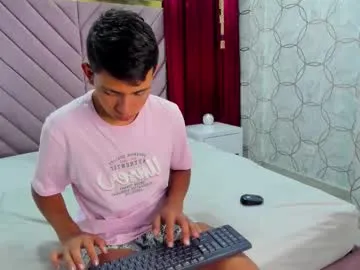adammatt_ on Chaturbate 