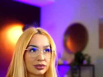 ammylicious_doll on Chaturbate 