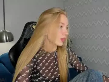 barbie_lis — slap and play pussy [152 tokens left] #deepthroat #cum #blonde #anal #skinny