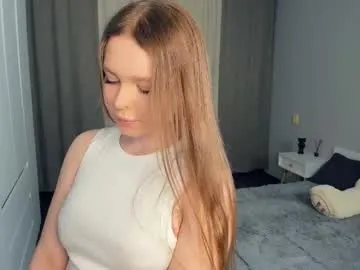 bellidream — Goal:  an air kiss with love  Hi guys, I'm Bella! And it's my second d here  #new #shy #bigboobs #18 #teen [15 tokens remaining]