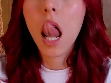 casandra_busting on Chaturbate 