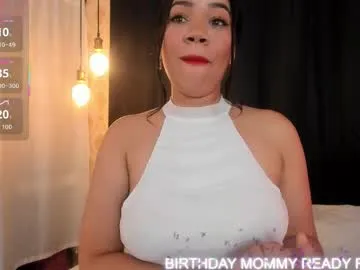 cherylfoster_ — Make me naked [71 tokens left] Blowjob queen! Let my mouth make you cum all the times #blowjob #bdsm #squirt #dirtytalk #mommy