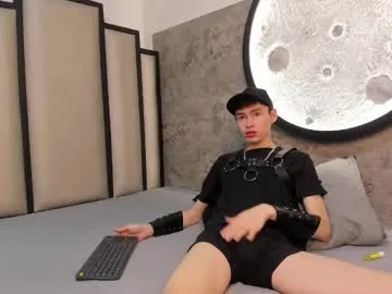 deivid_oficial20 — GOAL: Great  show cum  [777 tokens remaining] Welcome to my room! #femboy #latino #young #bigcock #cum