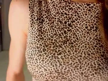 eldabarritt — GOAL: add oil on body, amke me shiny Hiya im Mia, im 19, Glad to see in my room #18 #squirt #teen #lovense #bigboobs