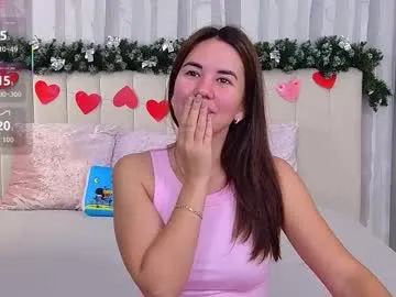 ellaander on Chaturbate 