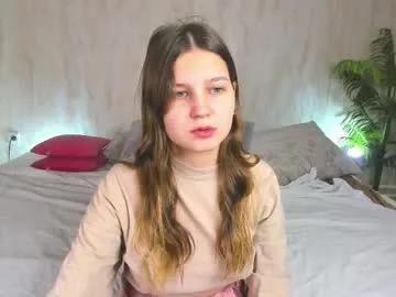 elle_ellise — Crazy bouncing with hands behind my head [137 tokens left] #shy #puffynipples #young #natural
