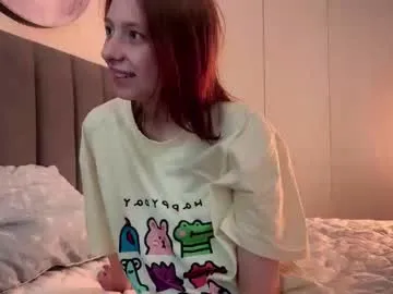 ellie_hollow on Chaturbate 