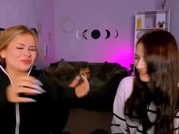 Freechat esma_shine on Chaturbate