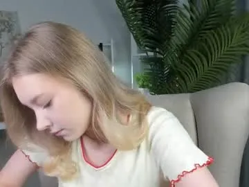 eternity_cuite — hm, how long my tongue   #18 #blonde #teen #shy #skinny [50 tokens remaining]