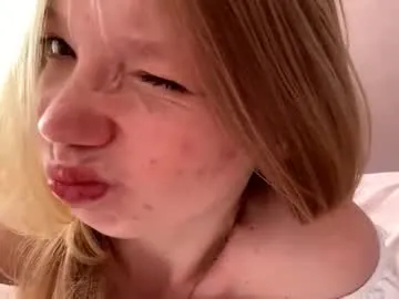 eugenakhouri — Goal:Squeeze my breast Hi everyone, I'm new here #new #cute #18 #petite #shy [0 tokens remaining]