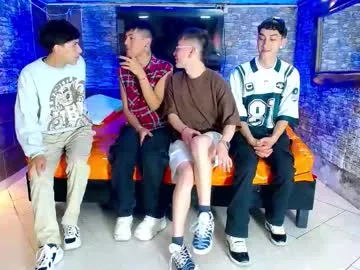 goldenjoi — GOAL: cum show [1300 tokens remaining] Welcome to my room! #18 #twink #saliva #lovense #anal #lush