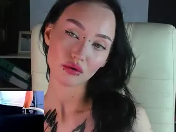 holly_berryy_ on Chaturbate 
