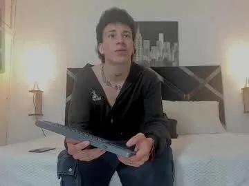 Freechat iammariano on Chaturbate