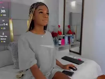 isisbrown_ on Chaturbate 