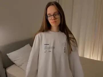 katinatonge — GOAL: - Kiss you!!!!! #18 #teen #new #shy #smalltits [11 tokens remaining]