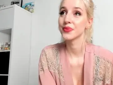 kenziedawton — Kenziedawton's room #natural #bigtits #youngbeauty #squirt #lovense