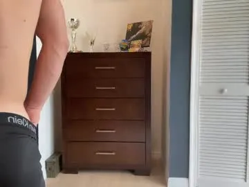 kinkybuffboy on Chaturbate 