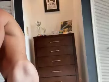 kinkybuffboy on Chaturbate 