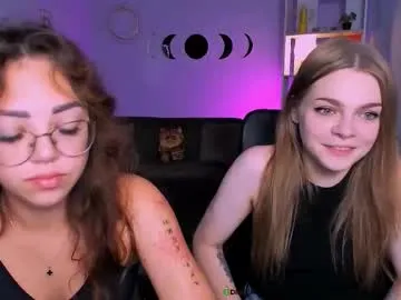 lia_sunset — GOAL: slap ass 5 time [212 tokens remaining] Welcome to my room! #cum #shy #teen #18 #lovense