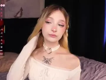lornafletcher — GOAL: doggie + slap my ass x 10 | Hello! I'm Ivy, Patterns: 33/55/77/111 #new #teen #18 #skinny #shy [149 tokens remaining]