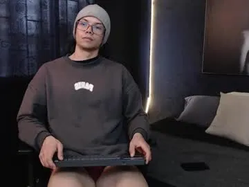 magic_boy01 — GOAL: take off t-shirt [10 tokens remaining] Hey there, Thanks for joining this Magic Boy! Please enjoy #bigcock #latino #young #cum #18