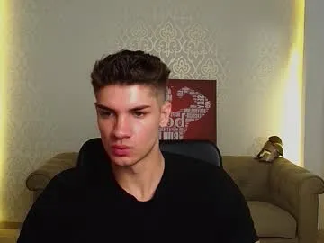 maxkaiden — Fun Vibes  #muscle #young #18 #bigcock #stud #flex